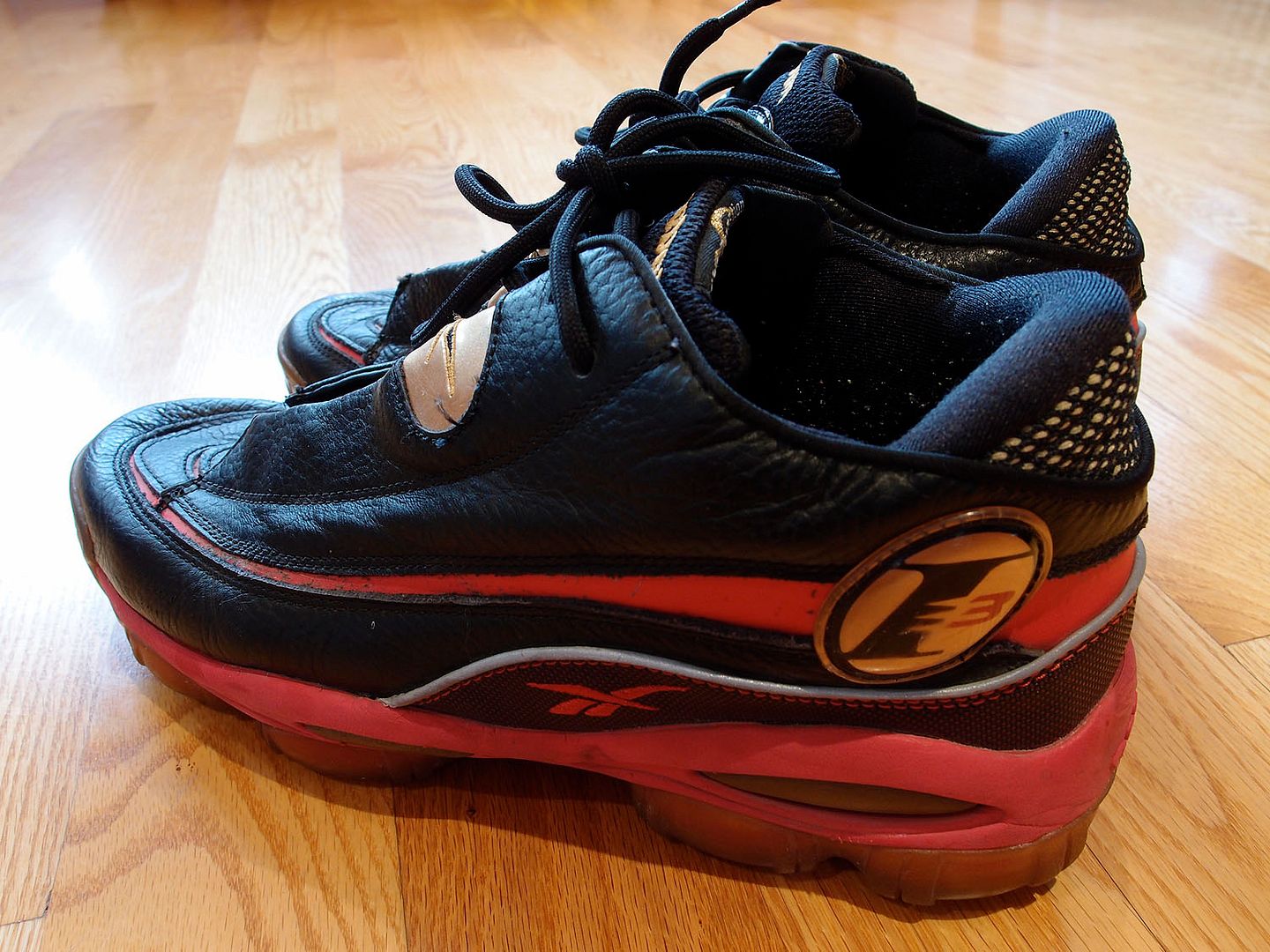 i3 iverson basketball shoes