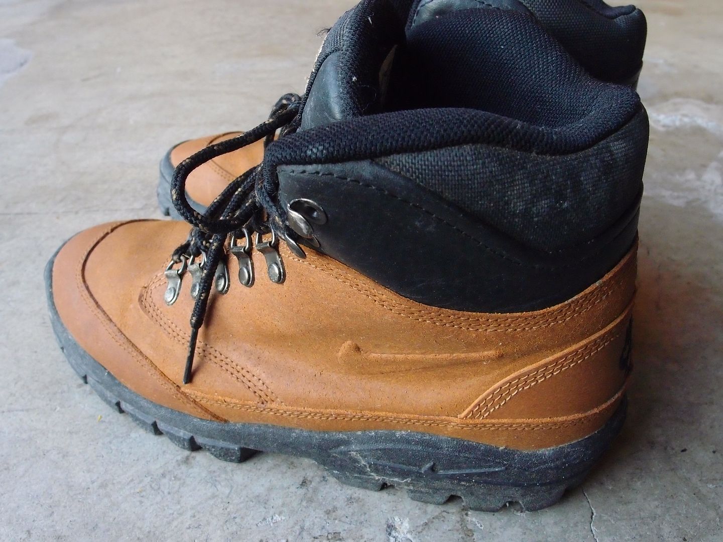 nike air tumalo