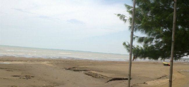 Wisata Pantai Tanjung Pakis Karawang